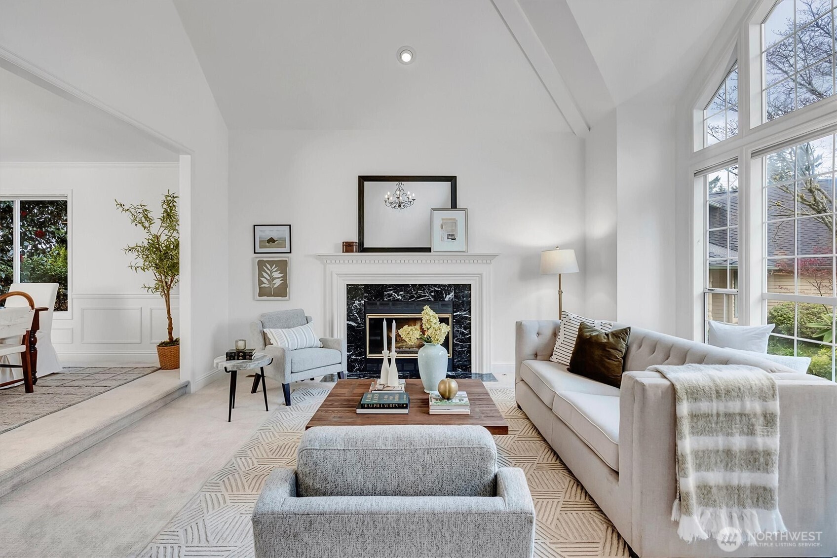 3911 240th Place SE, Sammamish, WA 98029