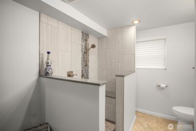 7627 NE 202nd Place , Kenmore, WA 98028 - Photo 27