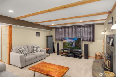 7627 NE 202nd Place , Kenmore, WA 98028 - Photo 33