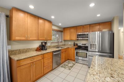 7627 NE 202nd Place , Kenmore, WA 98028 - Photo 8
