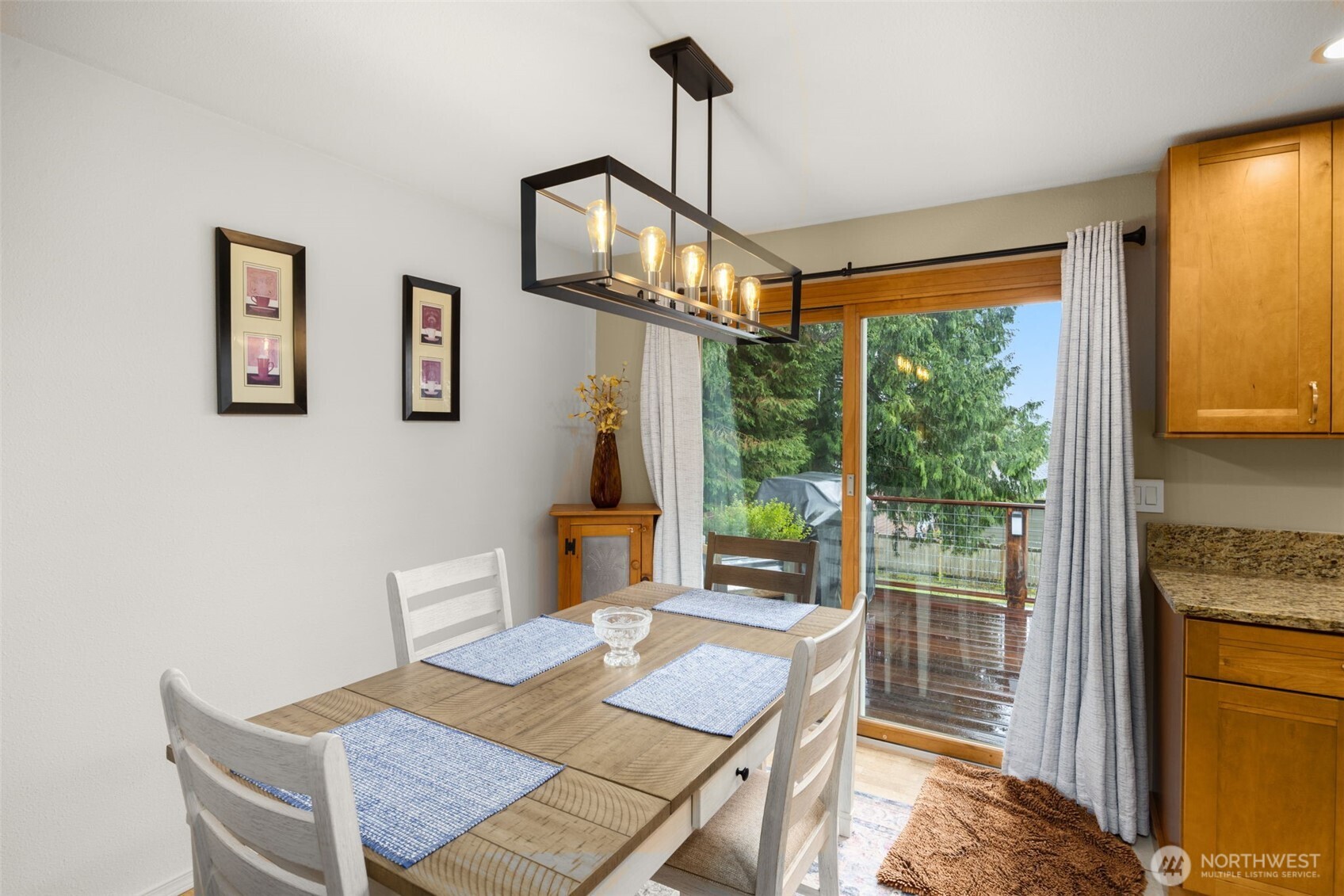 7627 NE 202nd Place , Kenmore, WA 98028