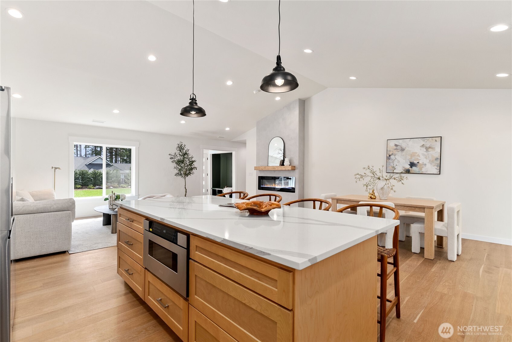 850 E Vine Maple Lane , Union, WA 98592