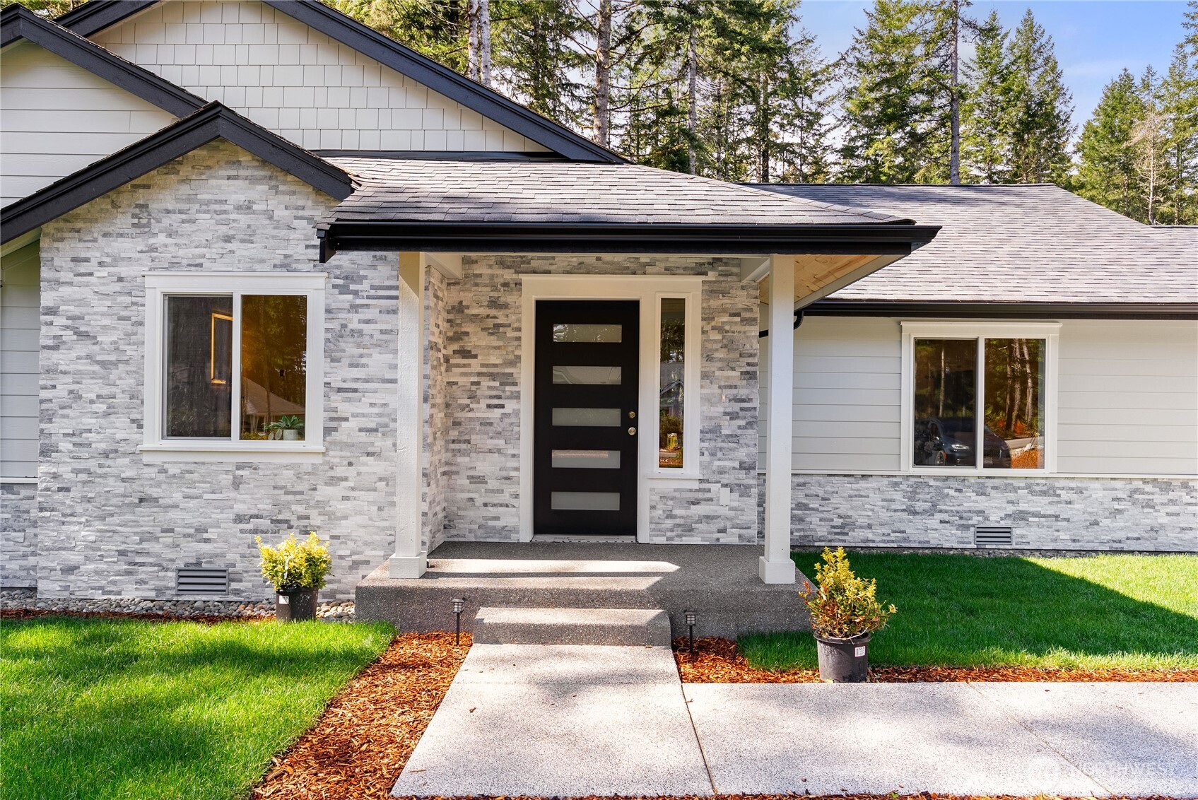 850 E Vine Maple Lane , Union, WA 98592