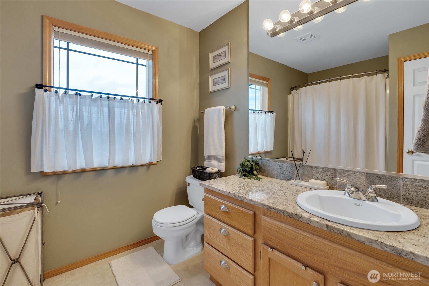 3005 45th Street NE, Tacoma, WA 98422