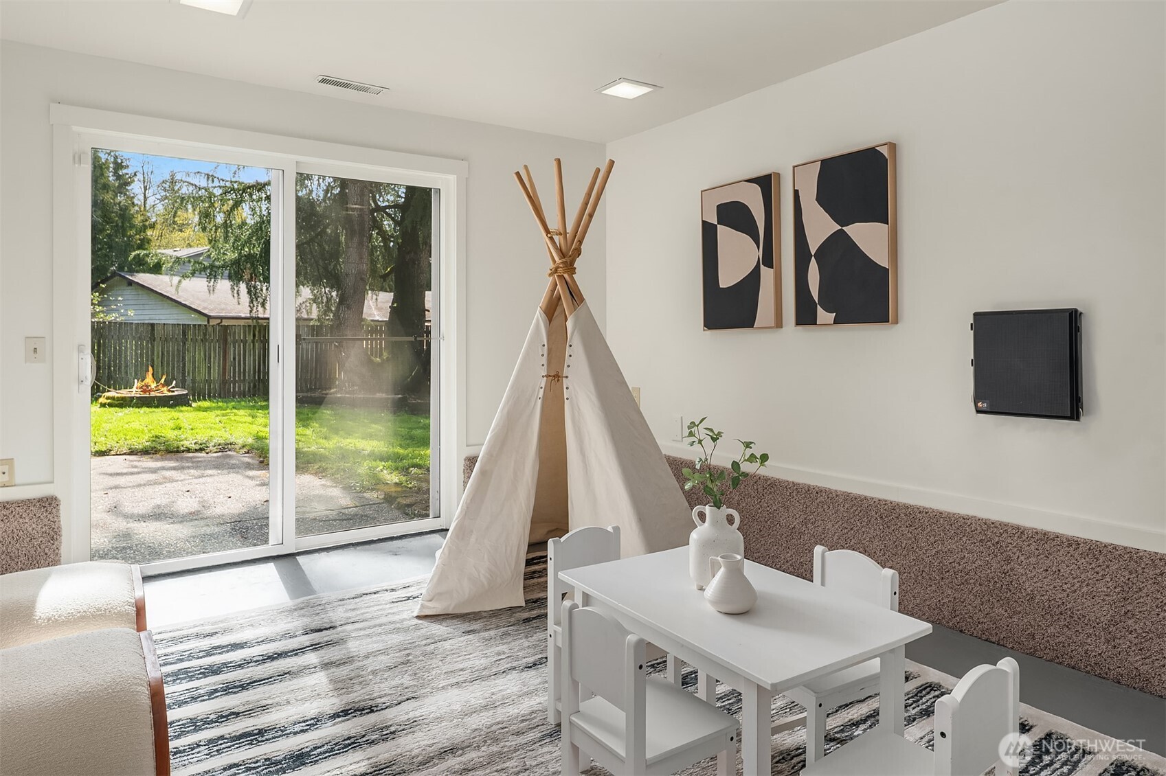17615 Brook Boulevard , Bothell, WA 98012