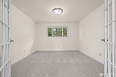 10203 45th Street E, Edgewood, WA 98372 - Photo 11