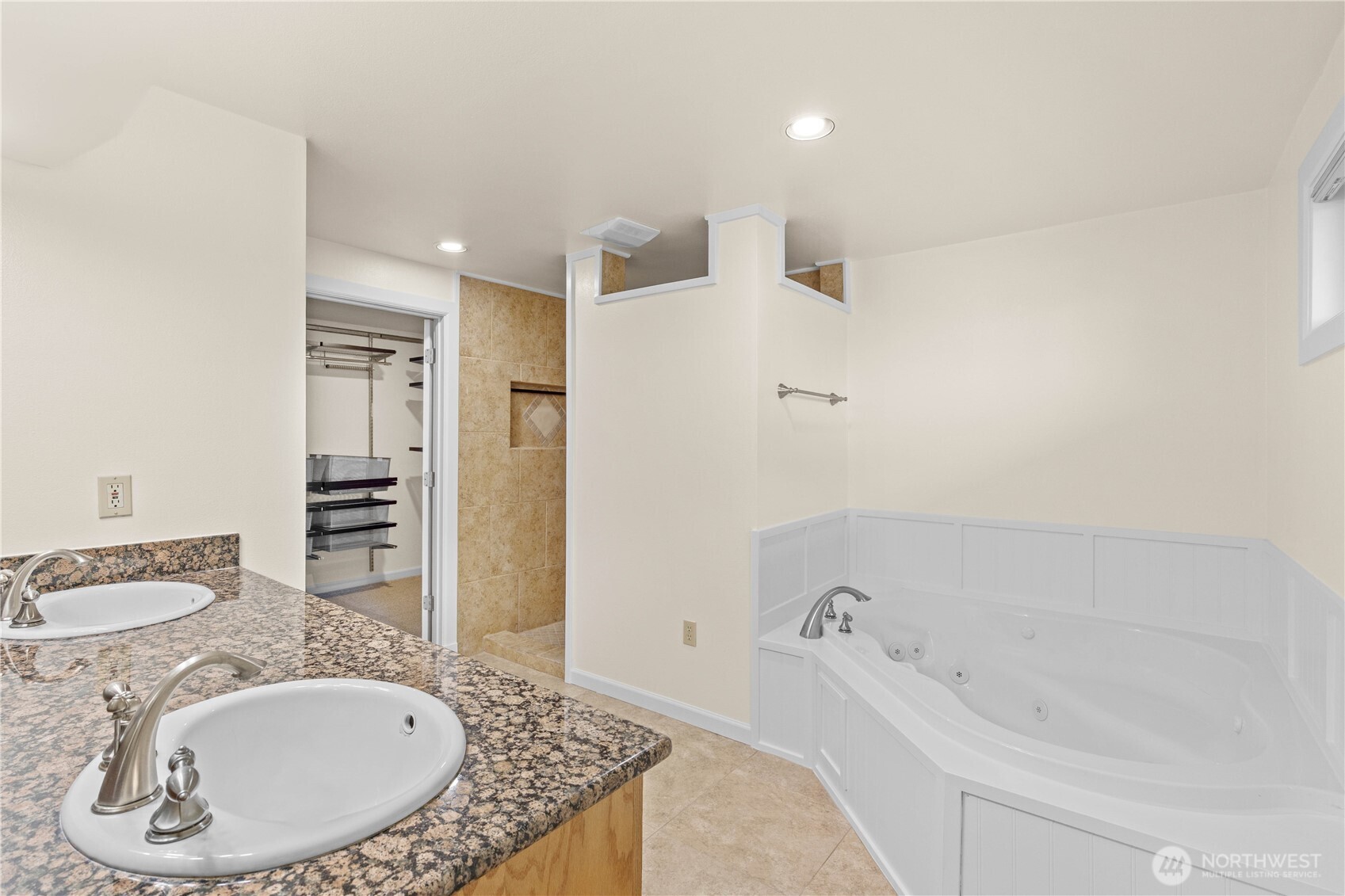 10203 45th Street E, Edgewood, WA 98372