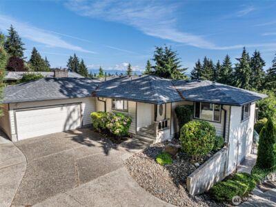 10203 45th Street E, Edgewood, WA 98372 - Photo 2