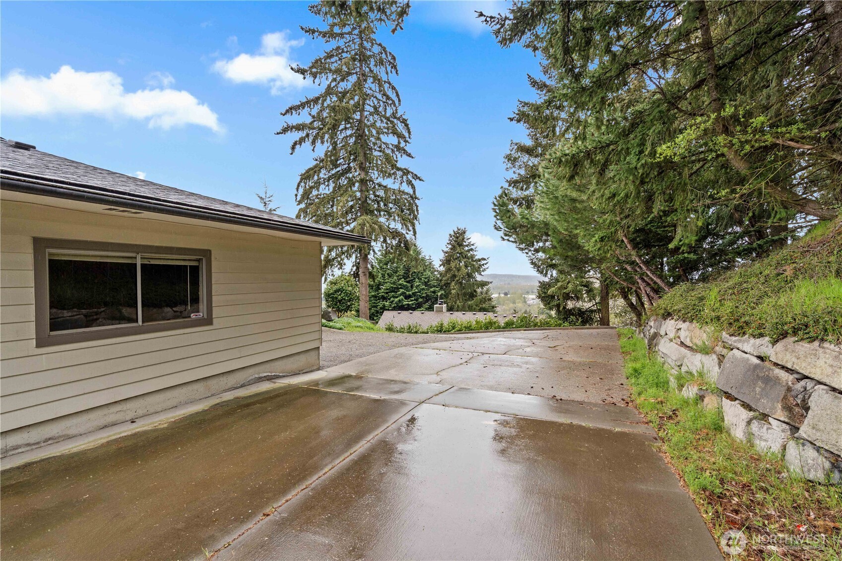 10203 45th Street E, Edgewood, WA 98372