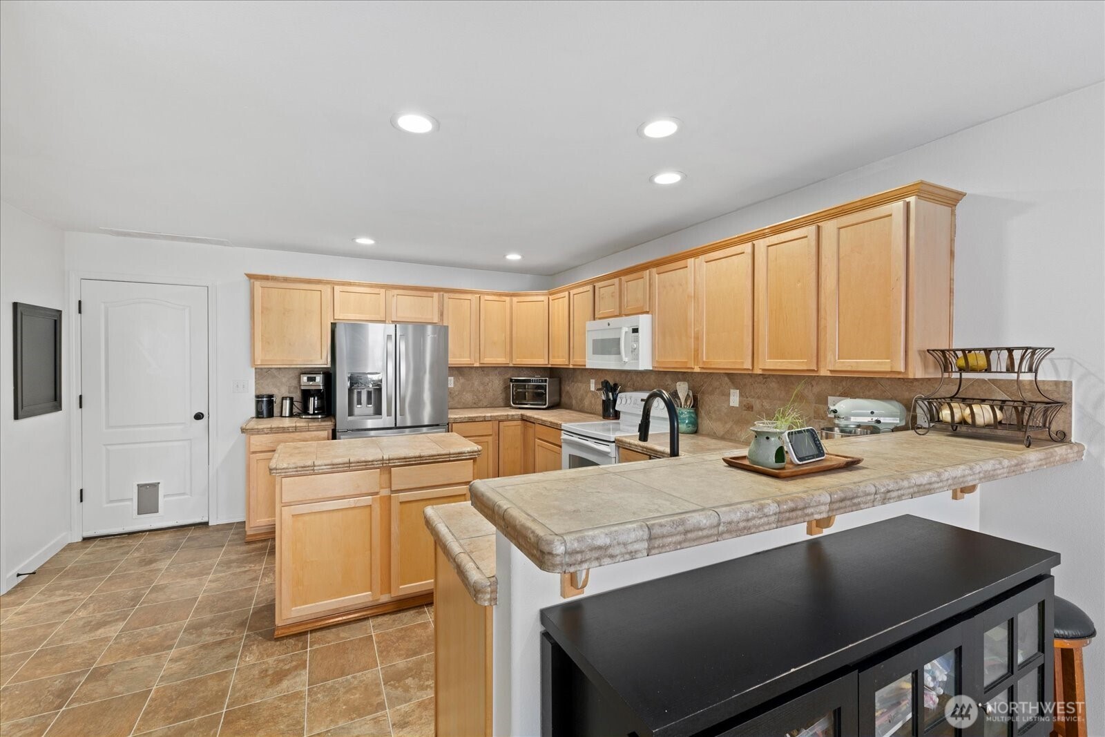 27708 Ridge Way , Stanwood, WA 98292