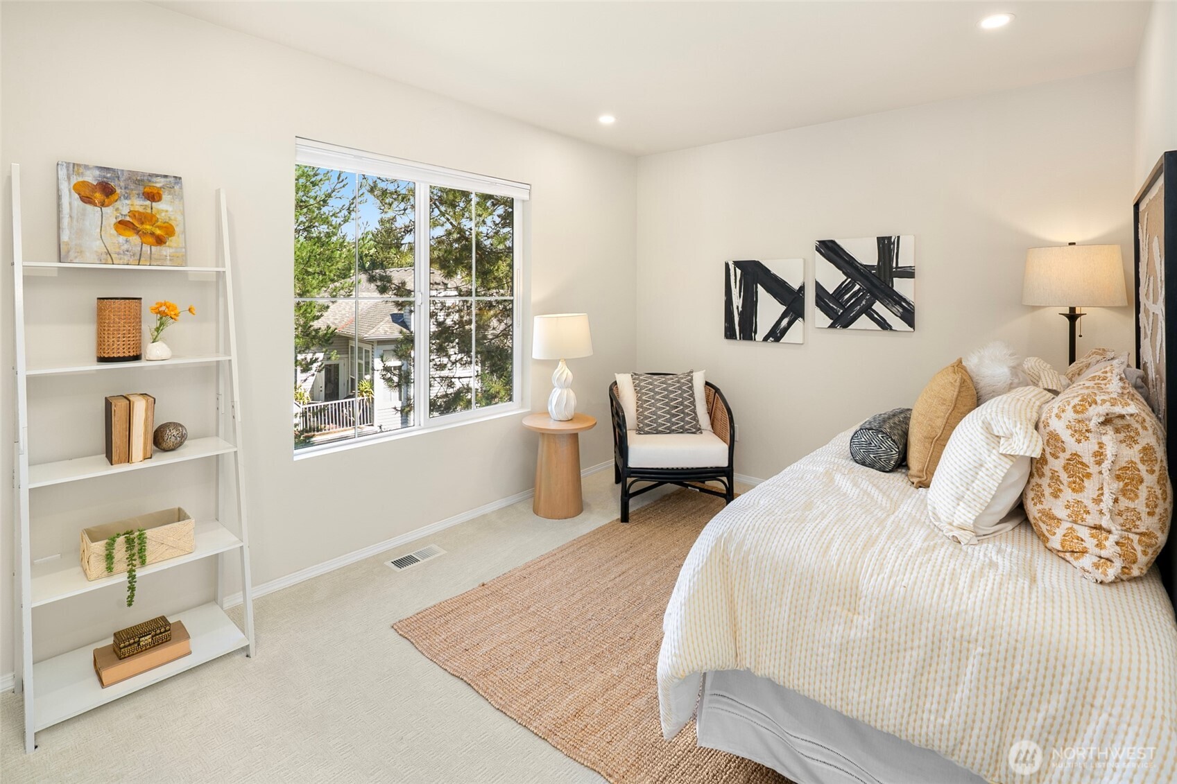 5390 237th Terrace SE #30-2, Issaquah, WA 98029