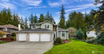 4221 Montgomery Place , Mount Vernon, WA 98274-8702