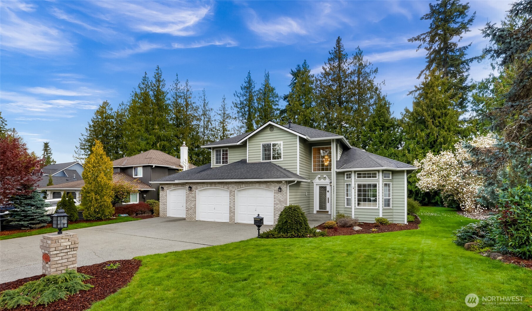 4221 Montgomery Place , Mount Vernon, WA 98274-8702
