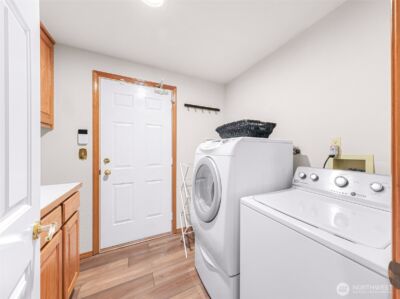 4221 Montgomery Place , Mount Vernon, WA 98274-8702 - Photo 25
