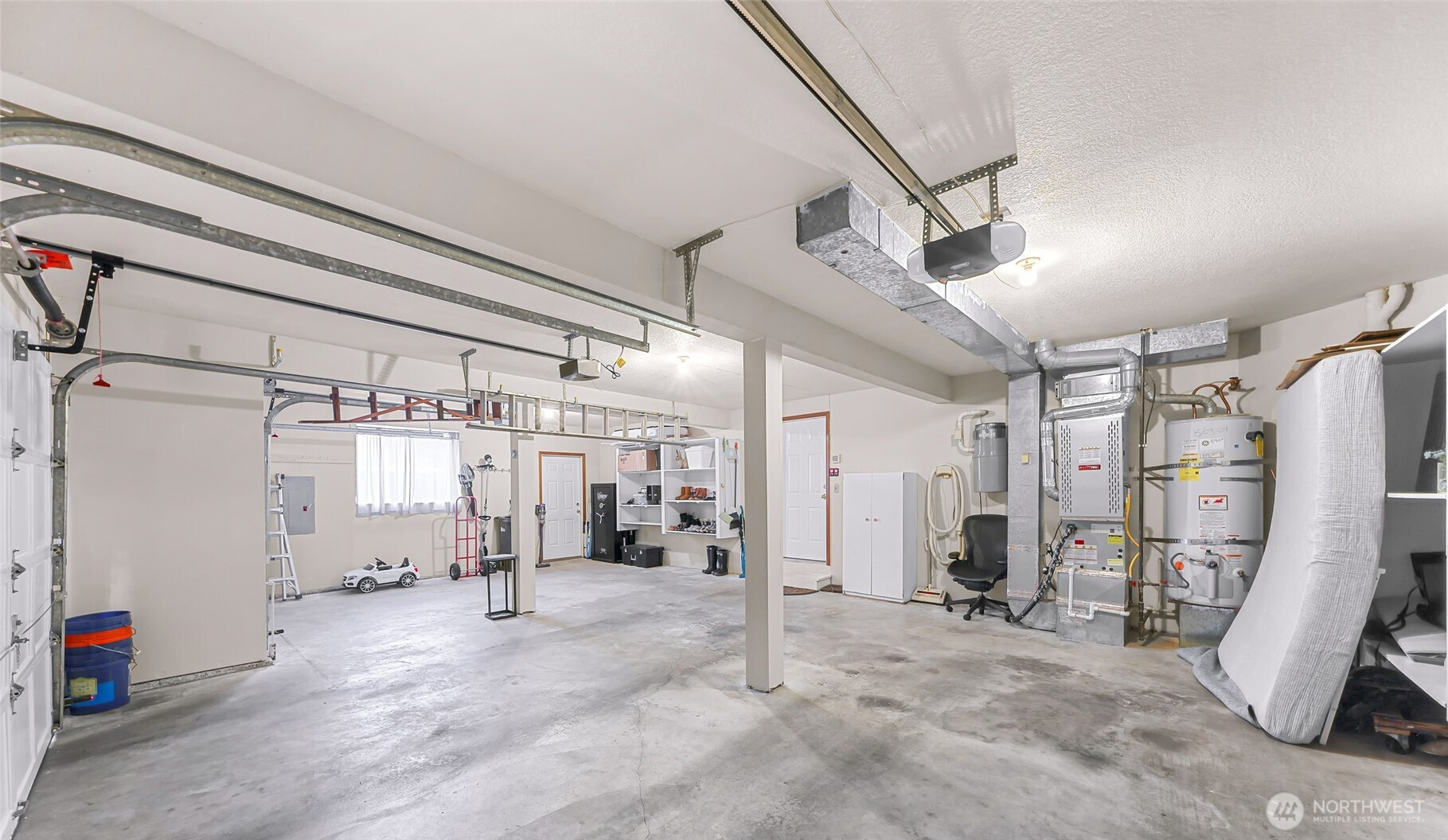 4221 Montgomery Place , Mount Vernon, WA 98274-8702