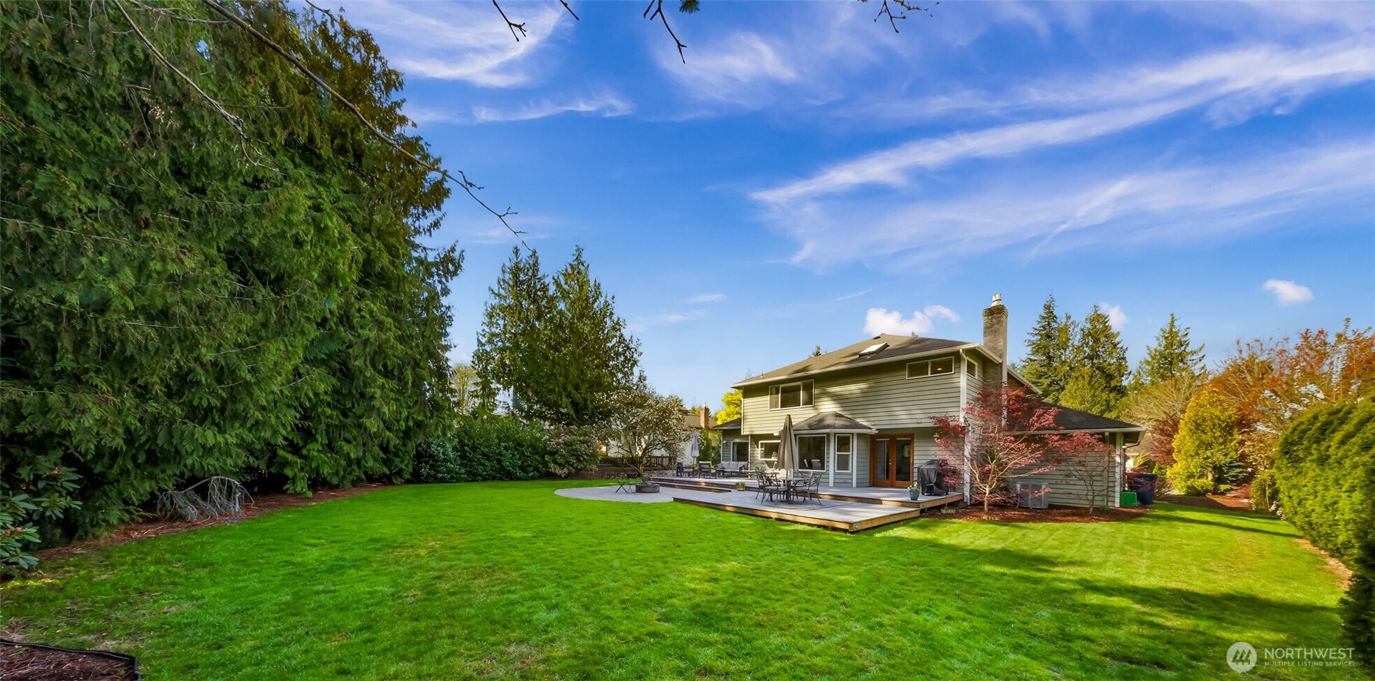 4221 Montgomery Place , Mount Vernon, WA 98274-8702