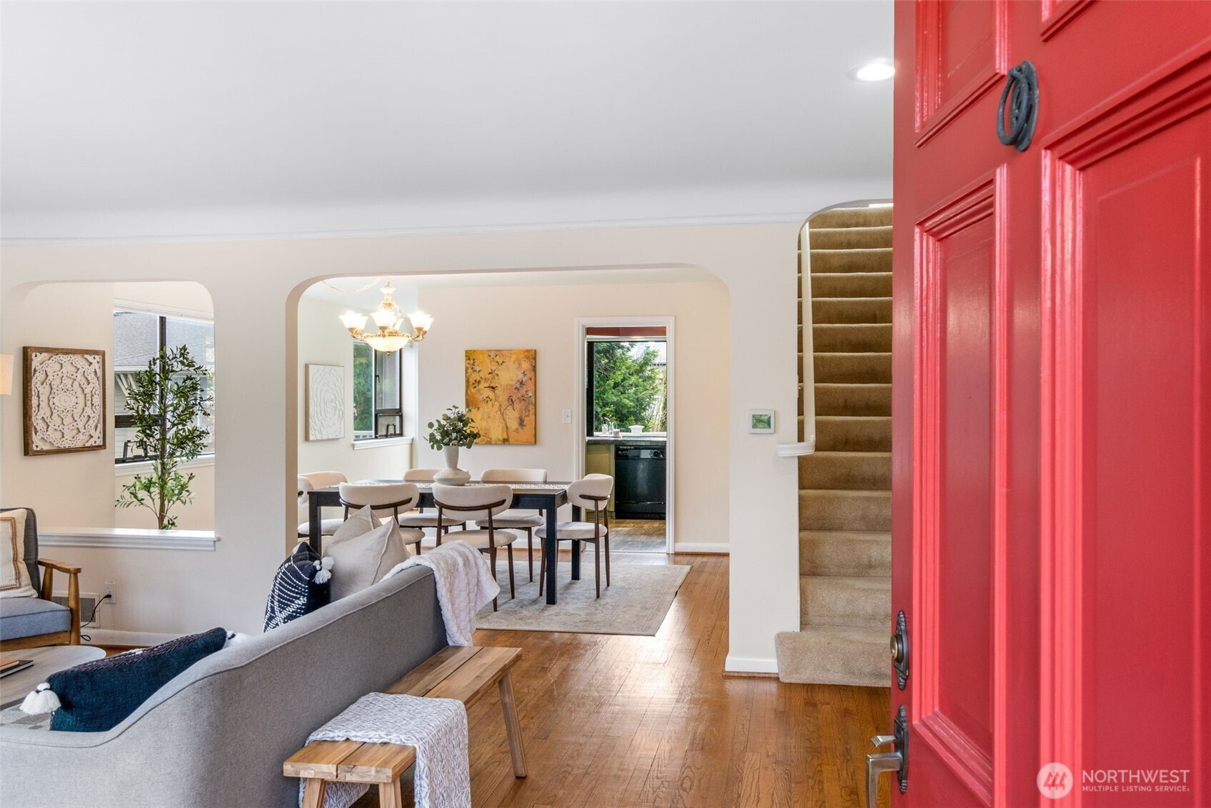555 Galer Street , Seattle, WA 98109