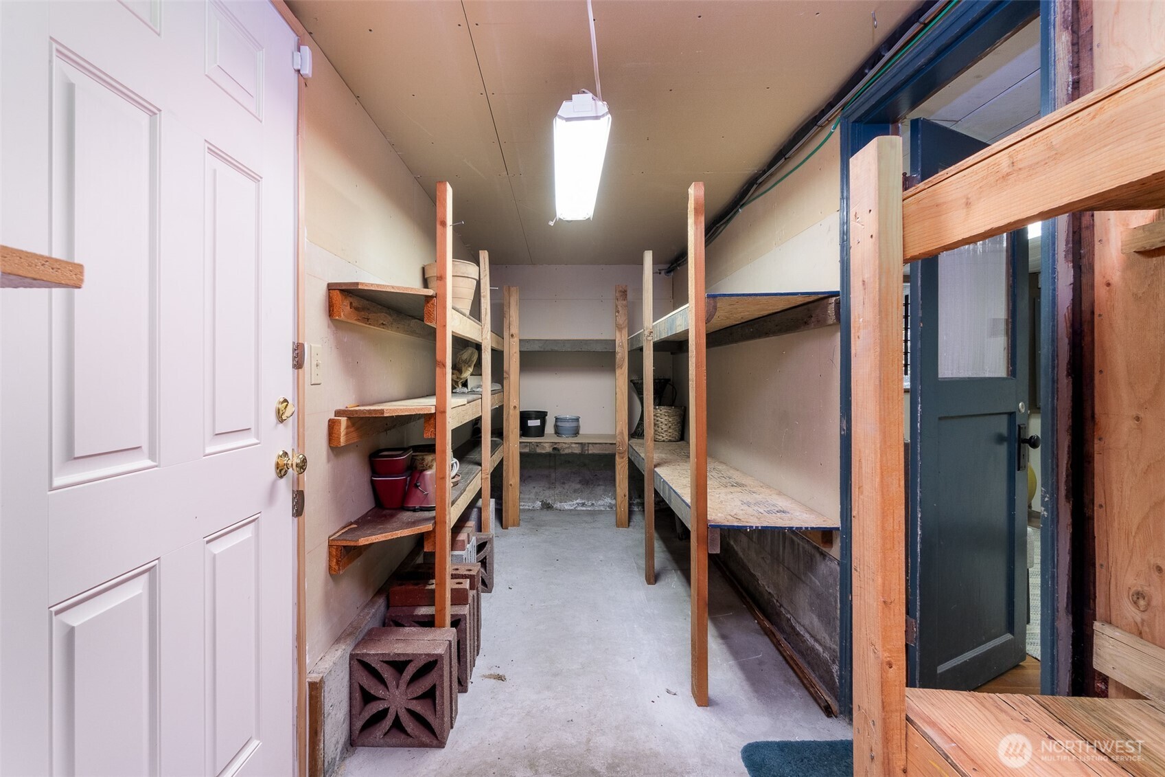 555 Galer Street , Seattle, WA 98109