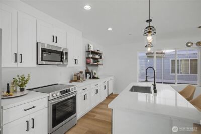 19505 Damson Road #B2, Lynnwood, WA 98036 - Photo 2
