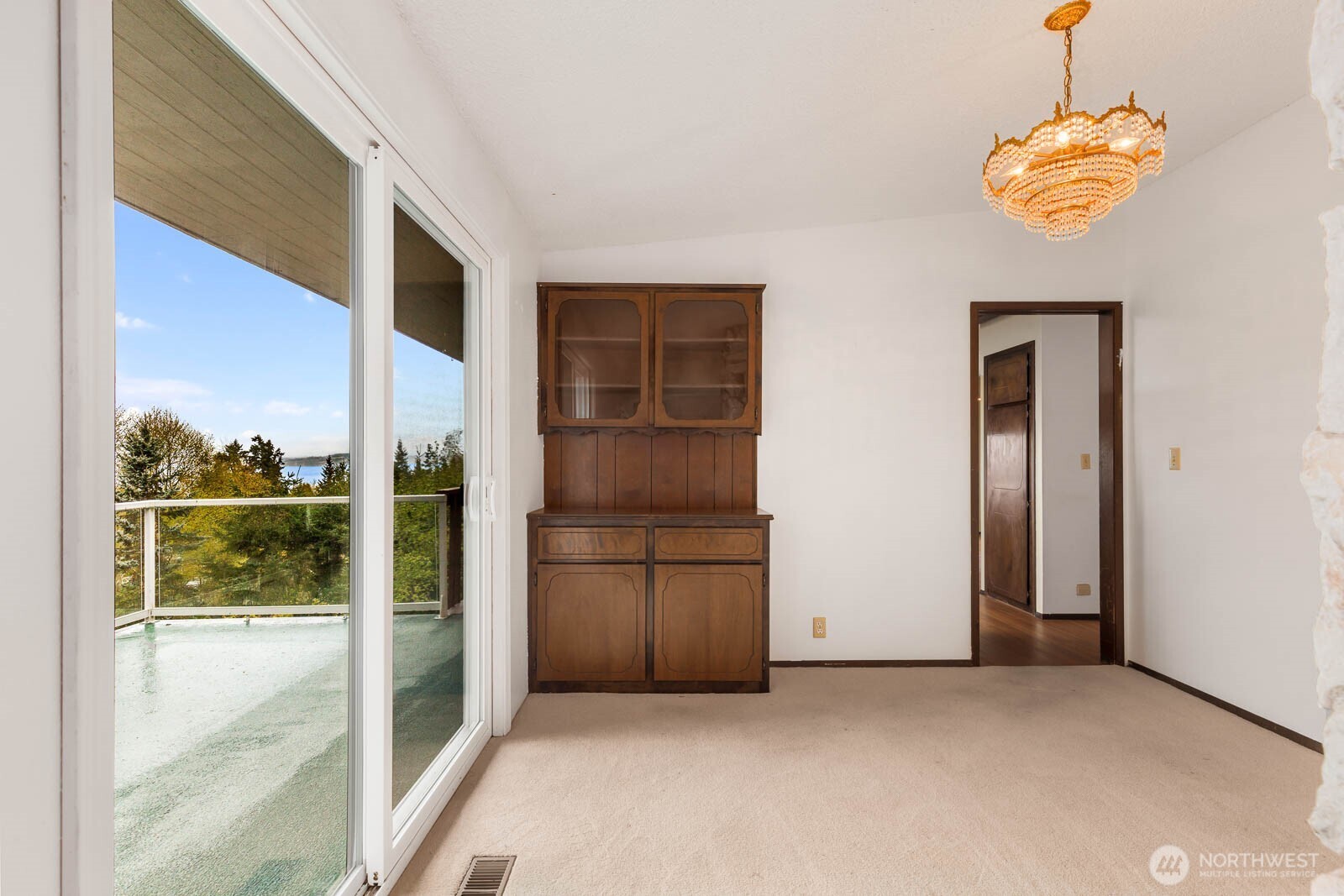 7413 Soundview Drive , Edmonds, WA 98026
