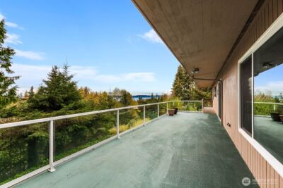 7413 Soundview Drive , Edmonds, WA 98026 - Photo 4