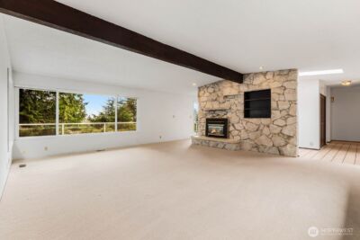 7413 Soundview Drive , Edmonds, WA 98026 - Photo 10
