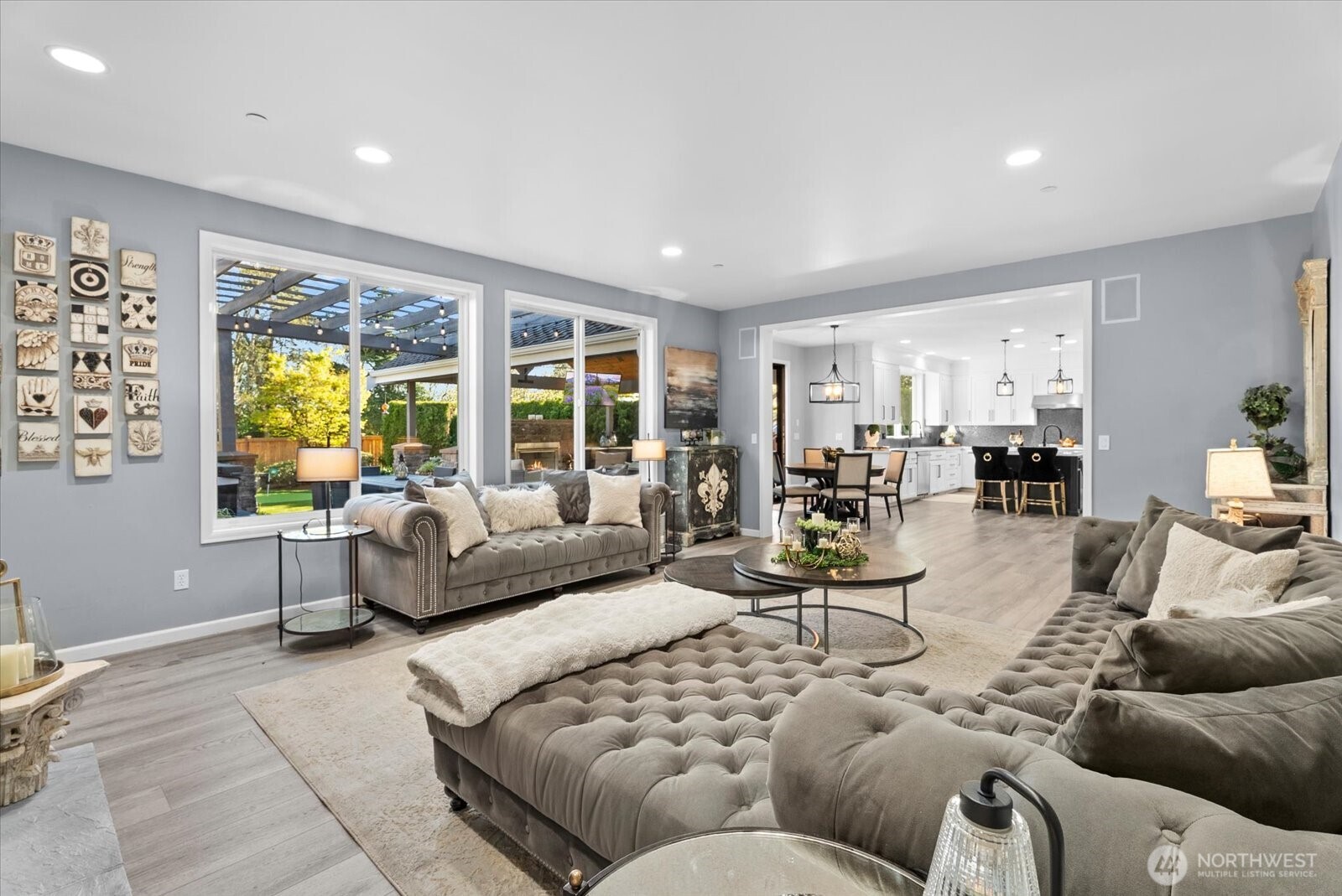 8907 NE 152nd Place , Bothell, WA 98011