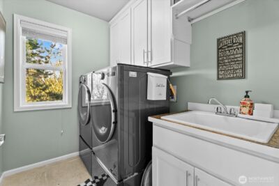 8907 NE 152nd Place , Bothell, WA 98011 - Photo 28