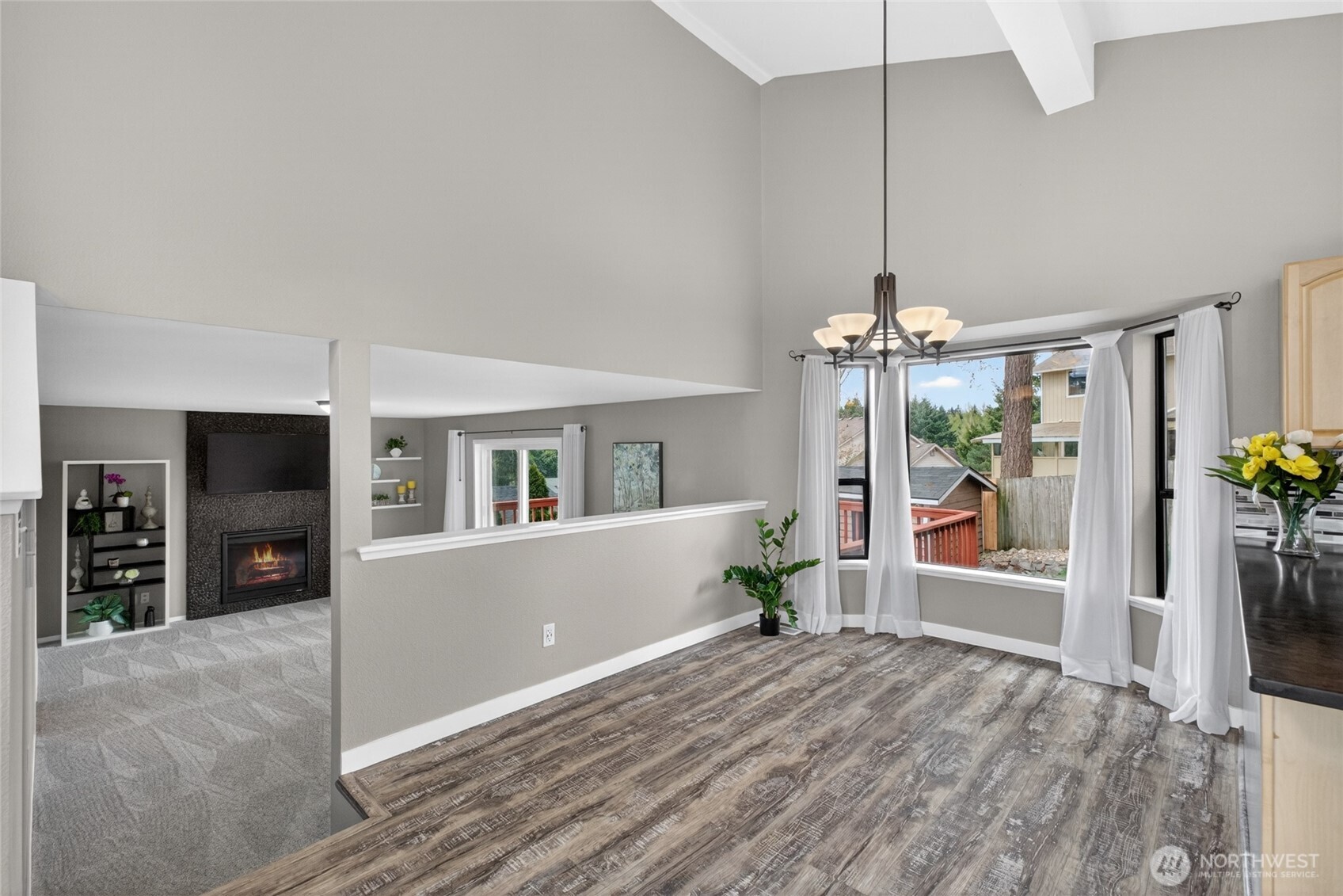2528 S 354th Street , Federal Way, WA 98003