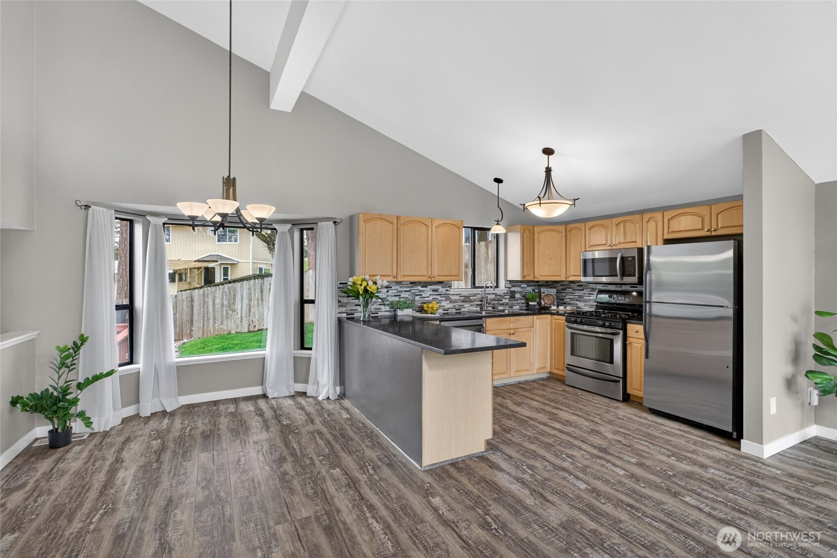 2528 S 354th Street , Federal Way, WA 98003