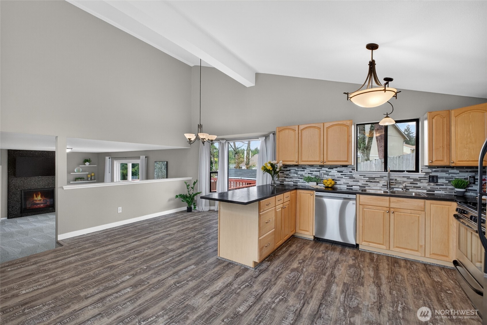 2528 S 354th Street , Federal Way, WA 98003