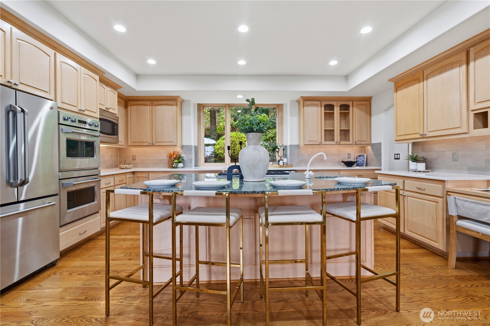 17141 SE 58th St , Bellevue, WA 98006