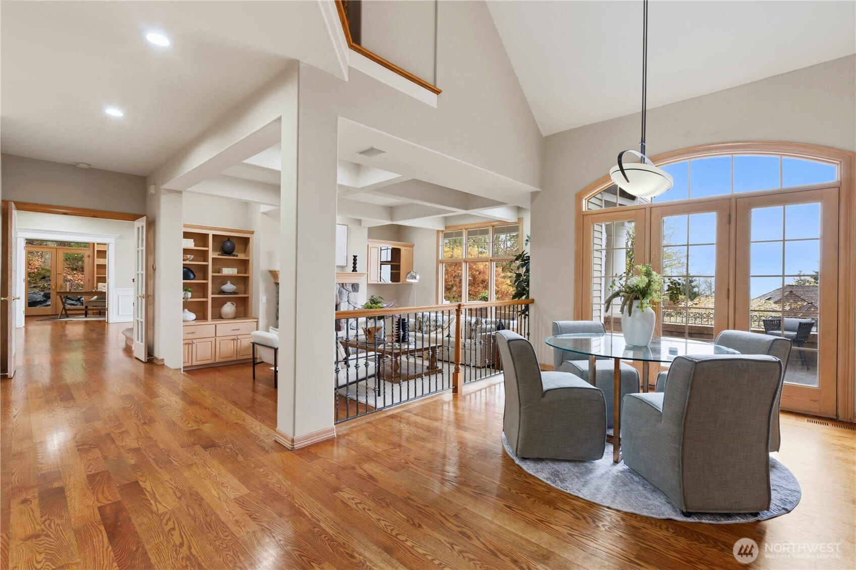 17141 SE 58th St , Bellevue, WA 98006