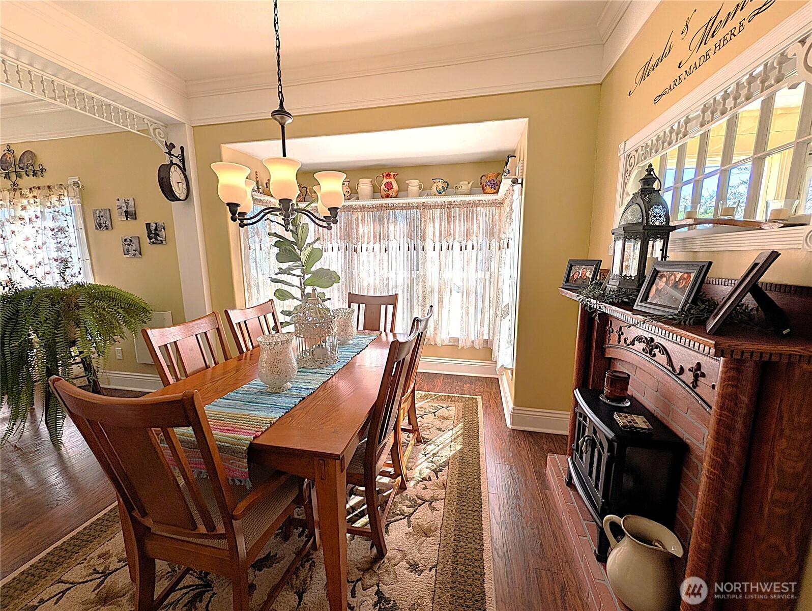 204 W Harris Avenue , Oakville, WA 98568