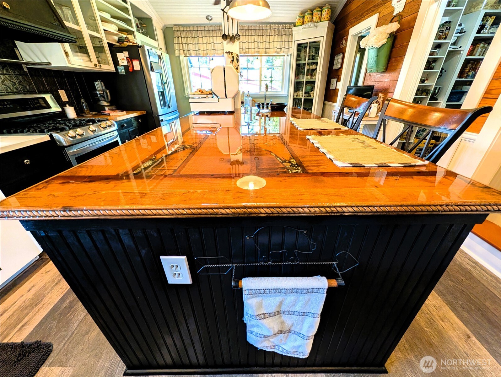 204 W Harris Avenue , Oakville, WA 98568