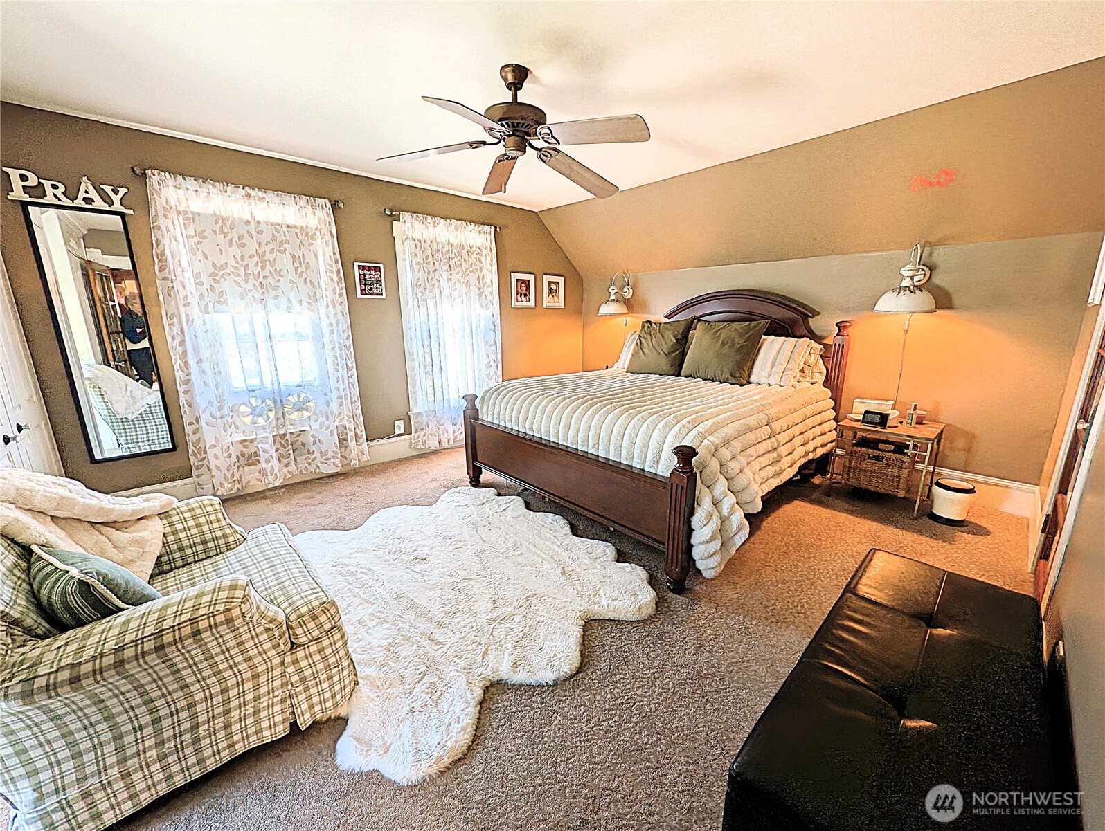 204 W Harris Avenue , Oakville, WA 98568