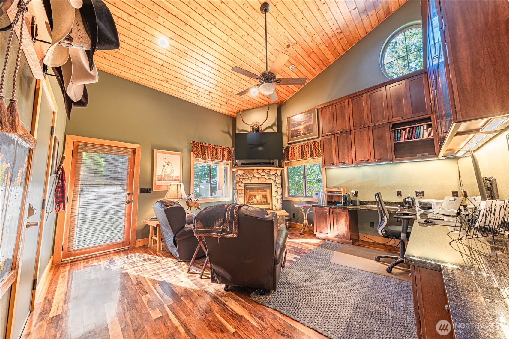 42732 284th Avenue SE, Enumclaw, WA 98022