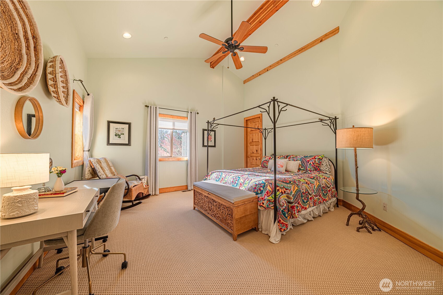 42732 284th Avenue SE, Enumclaw, WA 98022