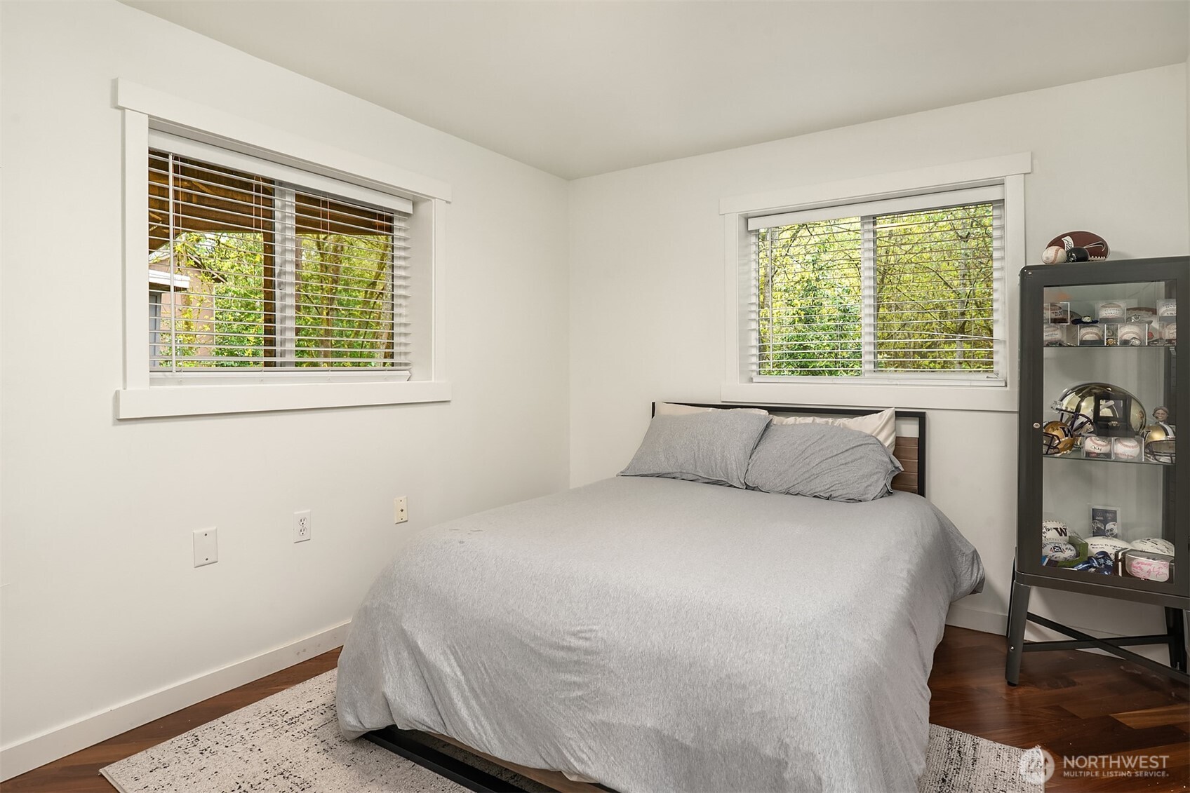 15803 81st Avenue NE, Kenmore, WA 98028