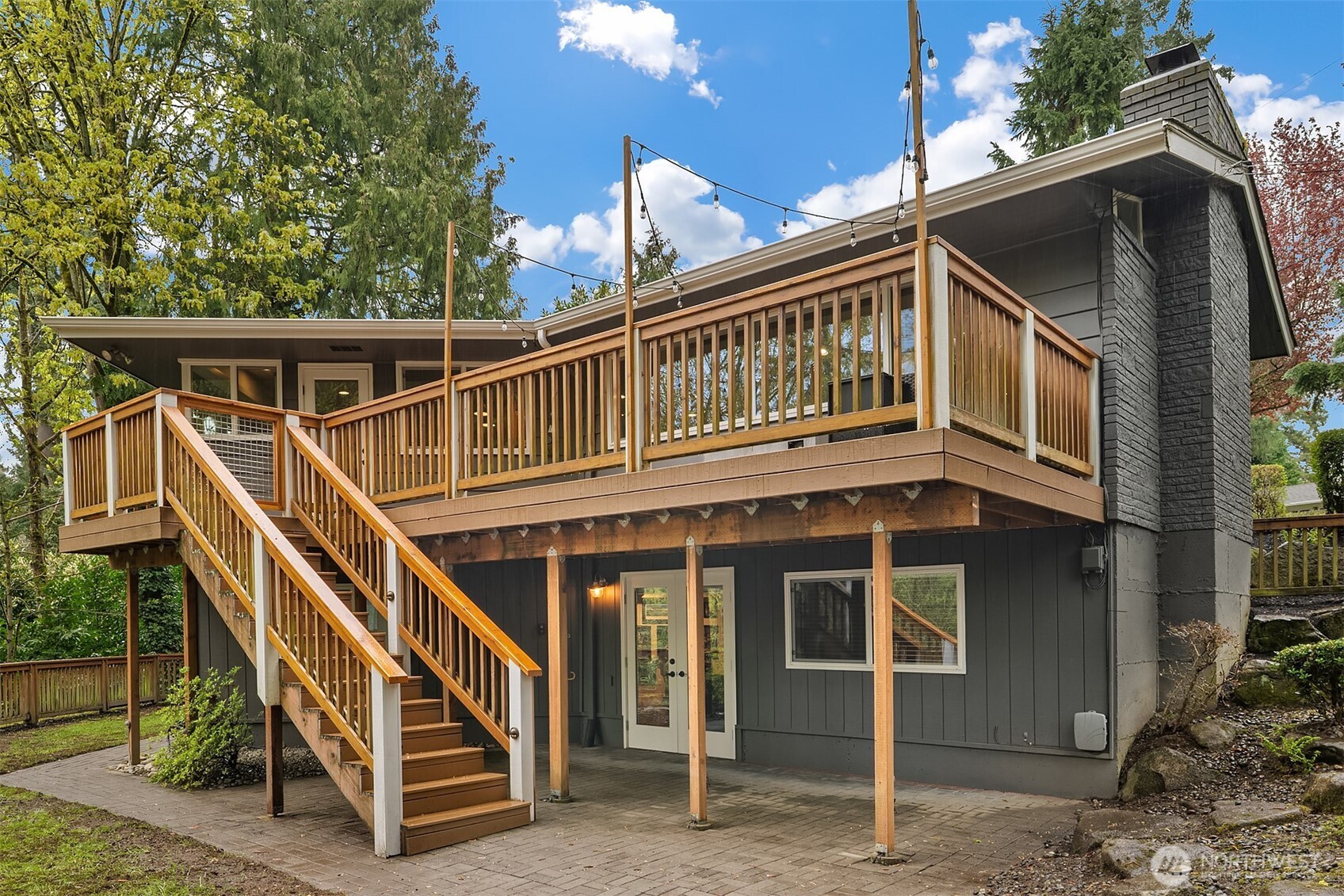 15803 81st Avenue NE, Kenmore, WA 98028