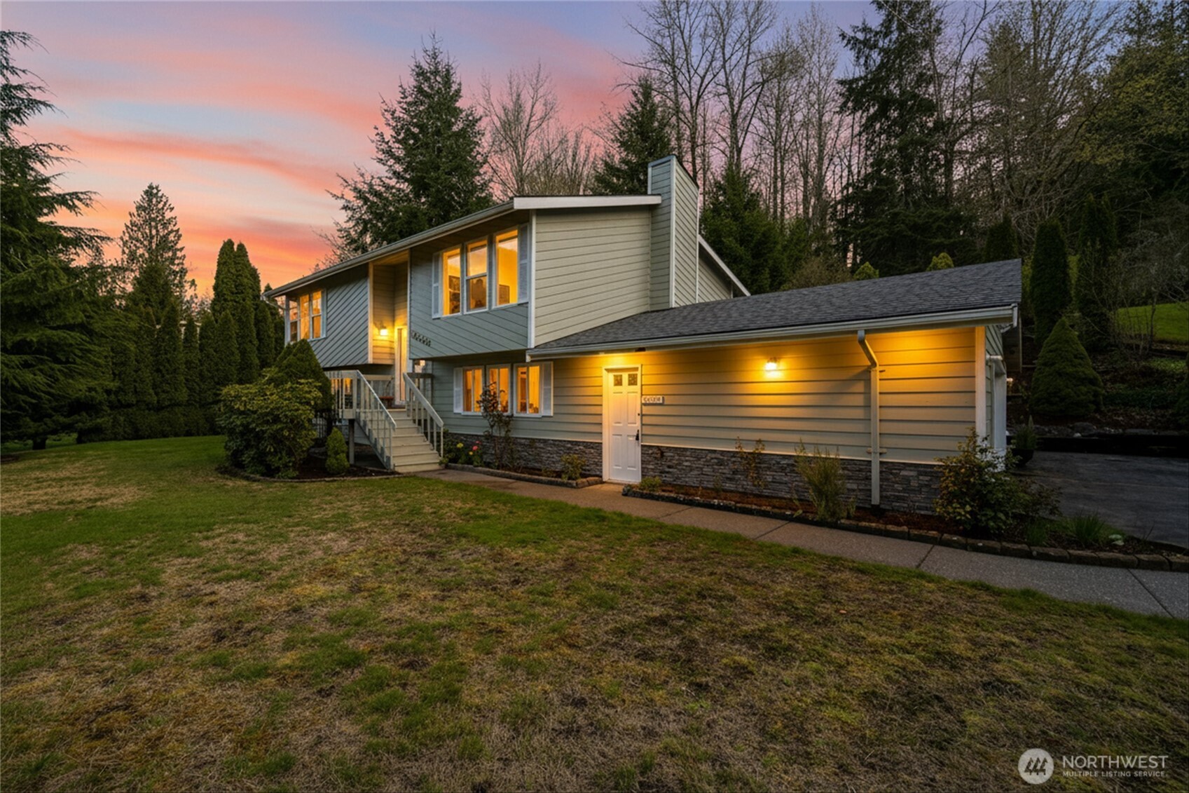 2066 Jefferson Avenue , Bellingham, WA 98229