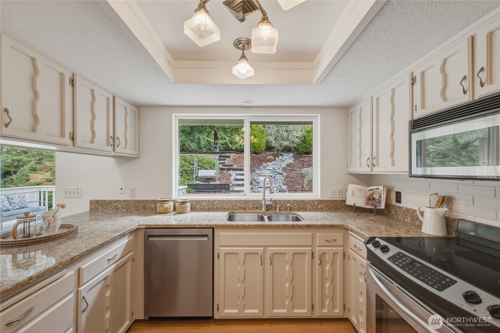 2066 Jefferson Avenue , Bellingham, WA 98229