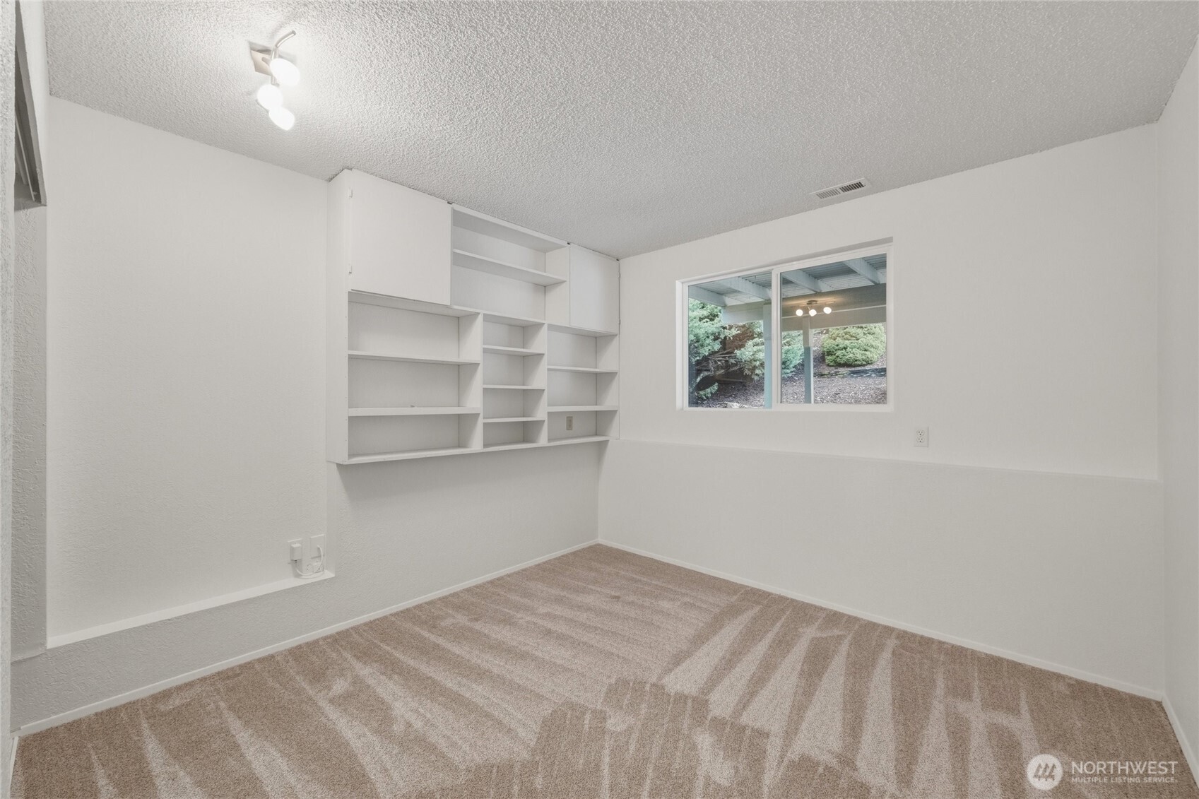 2066 Jefferson Avenue , Bellingham, WA 98229