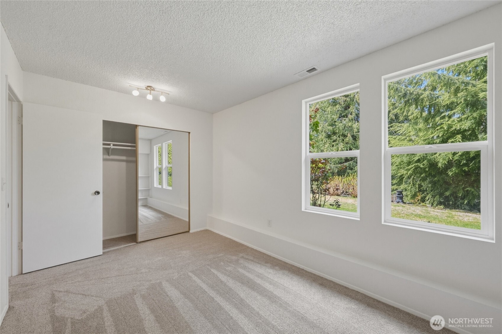 2066 Jefferson Avenue , Bellingham, WA 98229