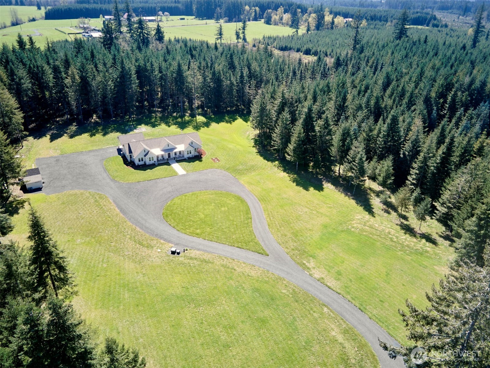 215 Bear Creek Lane , Winlock, WA 98596