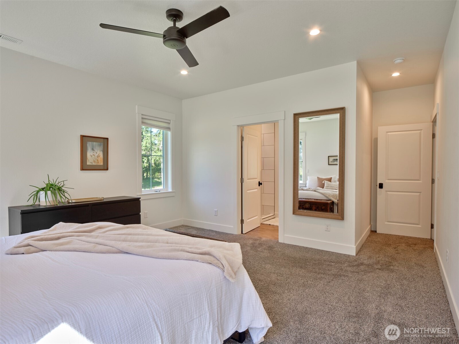 215 Bear Creek Lane , Winlock, WA 98596