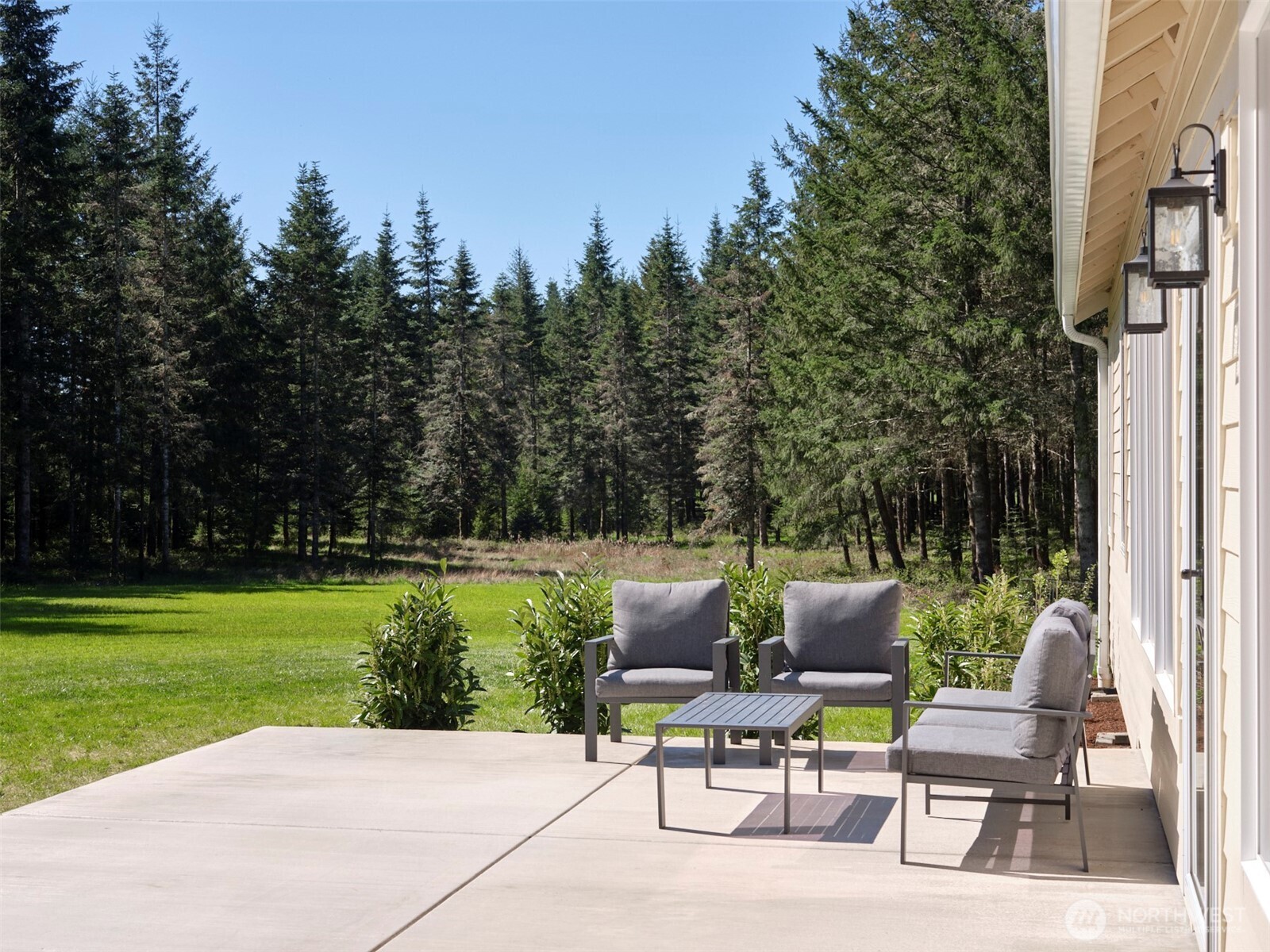 215 Bear Creek Lane , Winlock, WA 98596