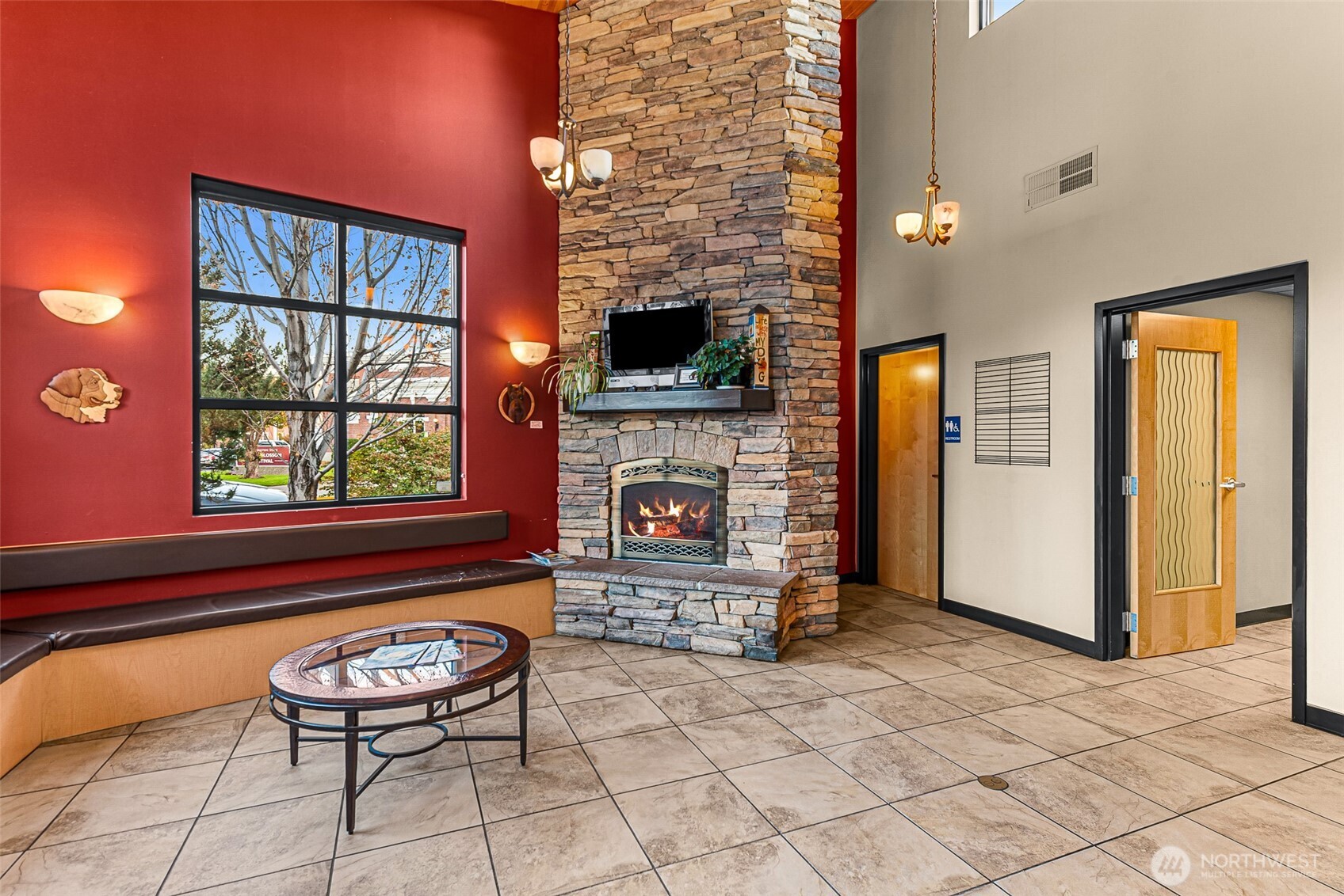 10 N Chelan Avenue , Wenatchee, WA 98801