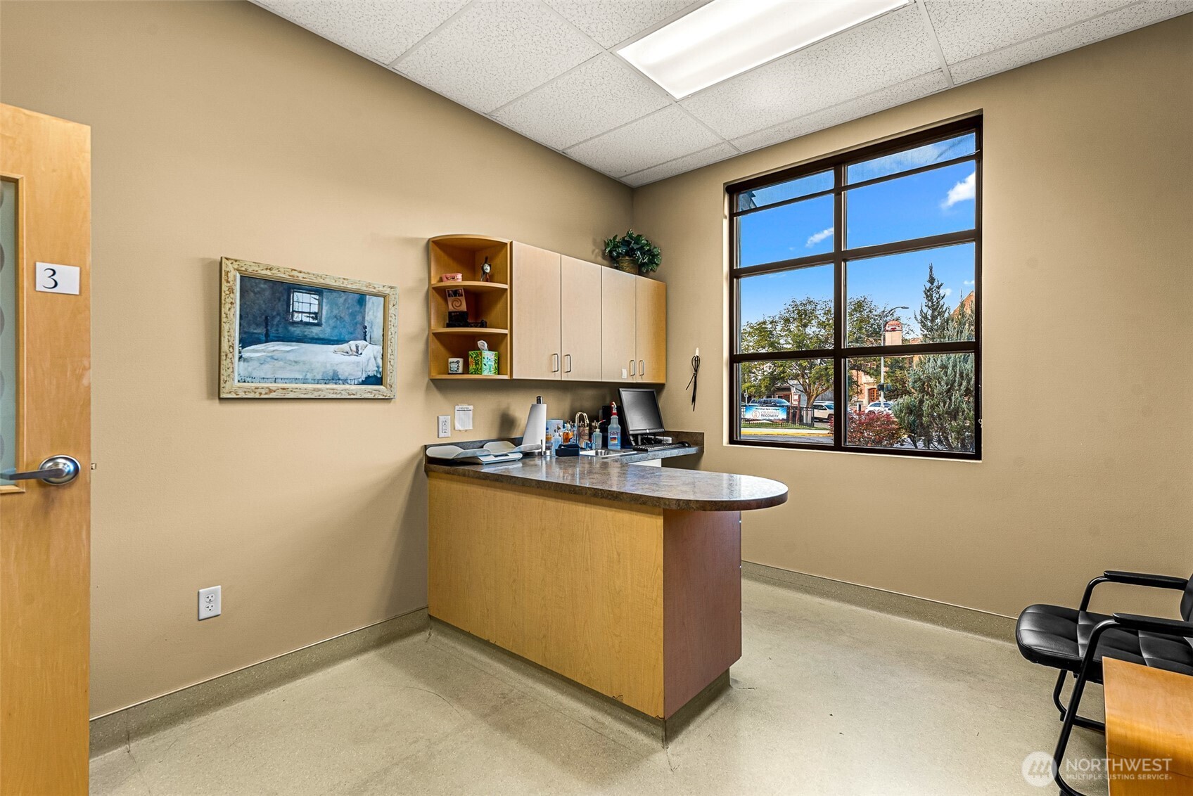 10 N Chelan Avenue , Wenatchee, WA 98801