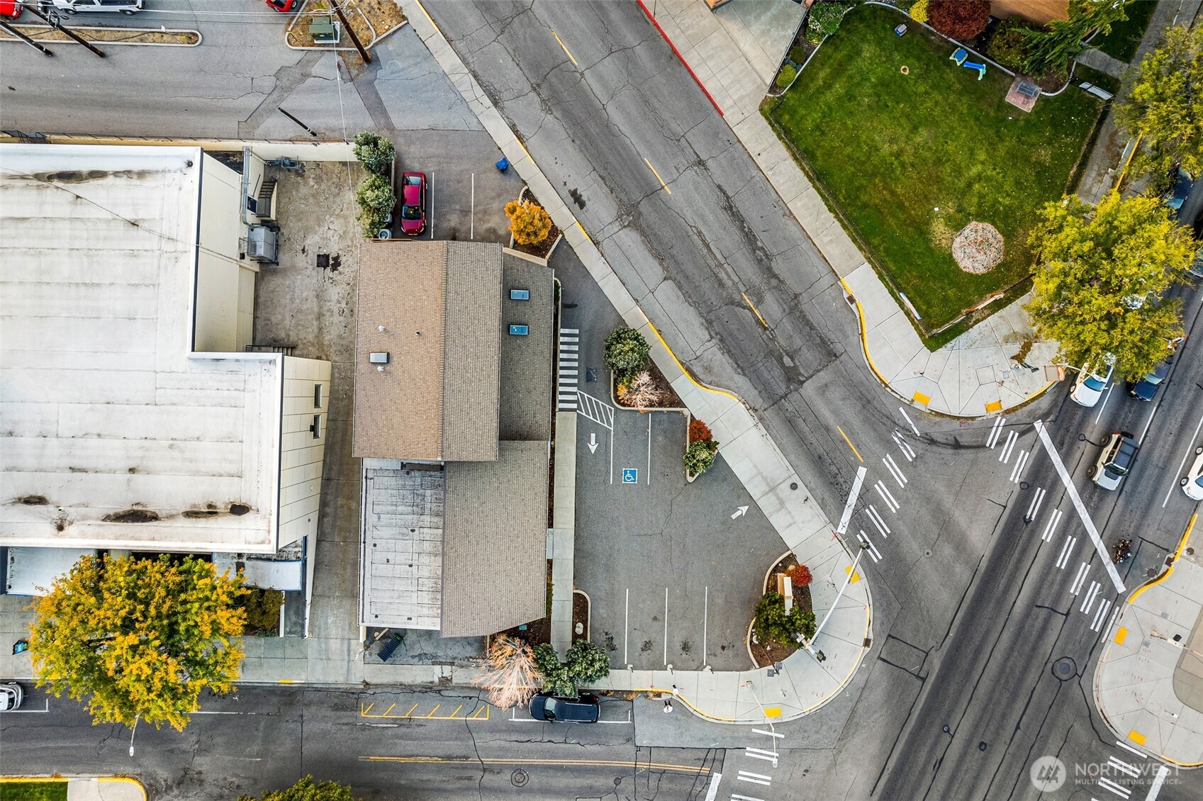 10 N Chelan Avenue , Wenatchee, WA 98801